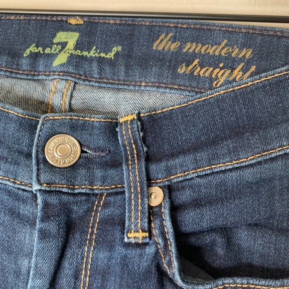 7 For All Mankind Modern Straight Jeans Size 24. - Picture 3 of 9